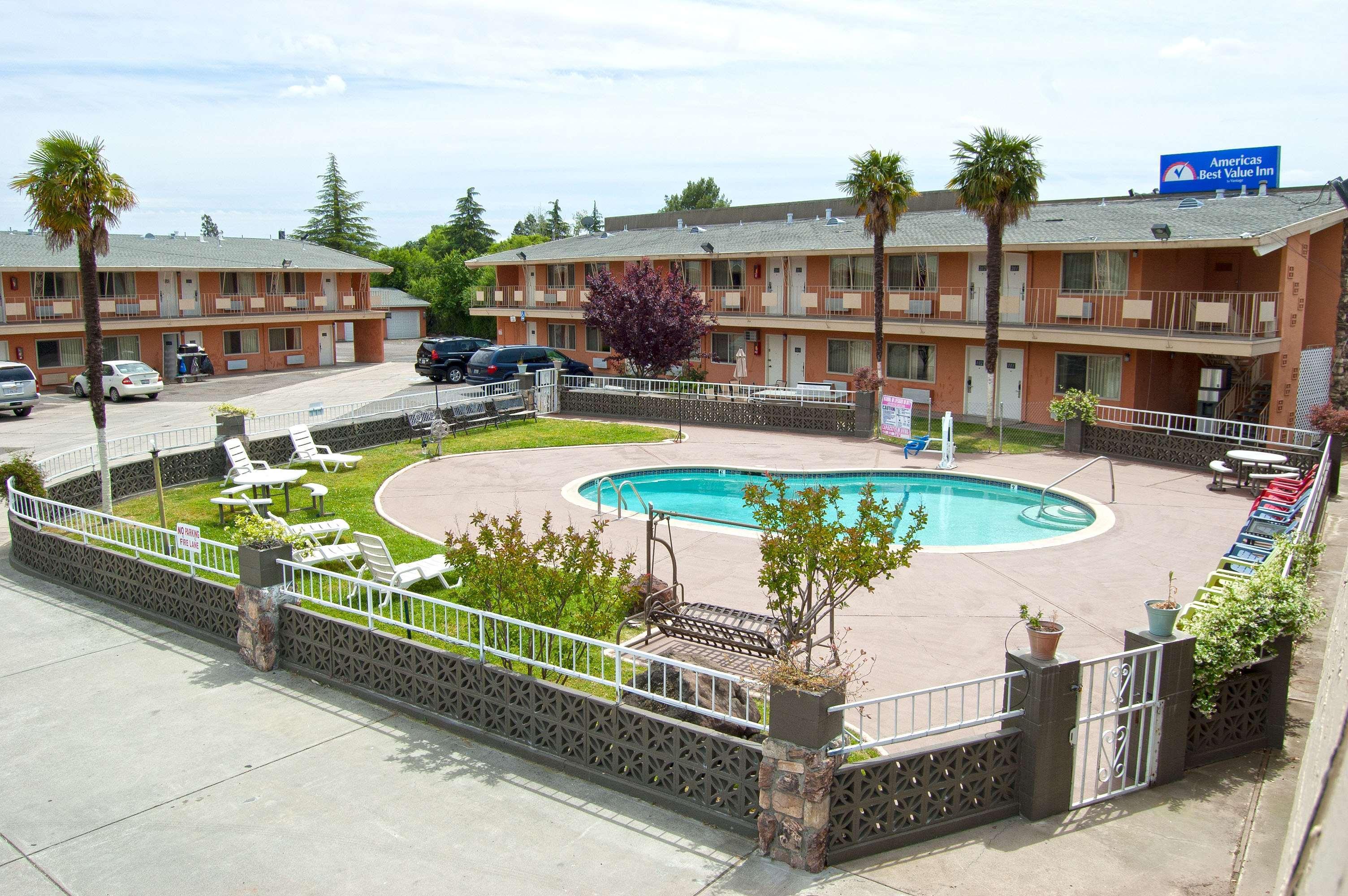 Hotel Dan Inn Barretos By Nacional Inn מראה חיצוני תמונה